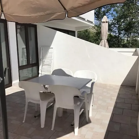 Apartment In With Sea View, Terrace, Air Conditioning, Wi-fi Lopar