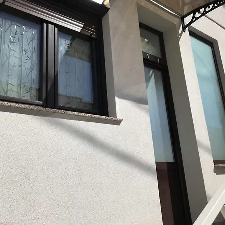Apartment In With Sea View, Terrace, Air Conditioning, Wi-fi